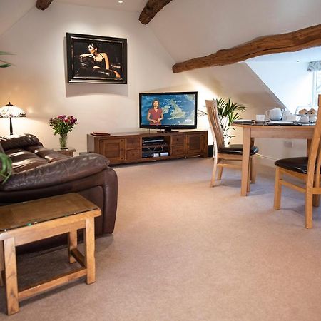 Neroli River View Apartment Bourton-on-the-Water Екстериор снимка