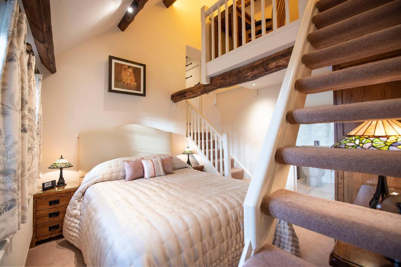 Neroli River View Apartment Bourton-on-the-Water Екстериор снимка