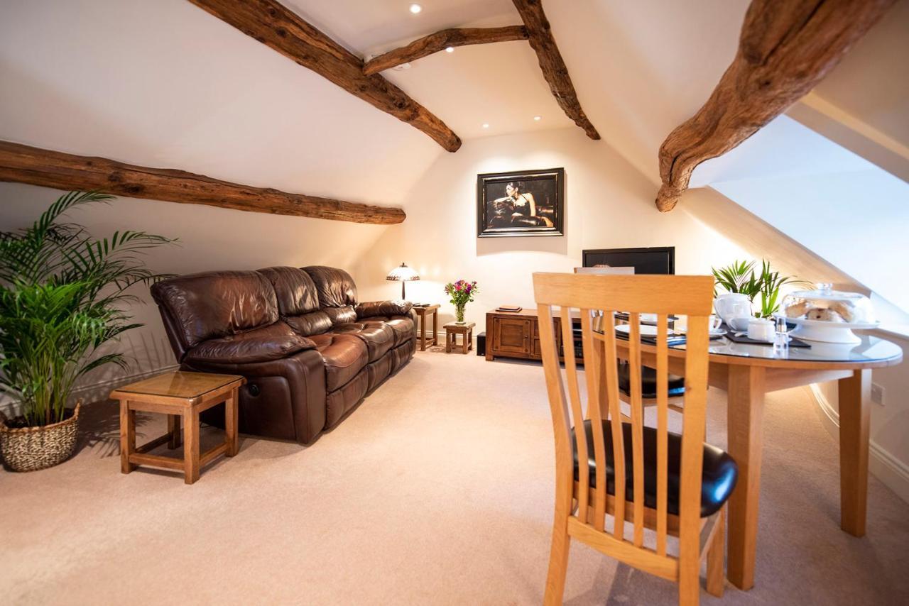 Neroli River View Apartment Bourton-on-the-Water Екстериор снимка