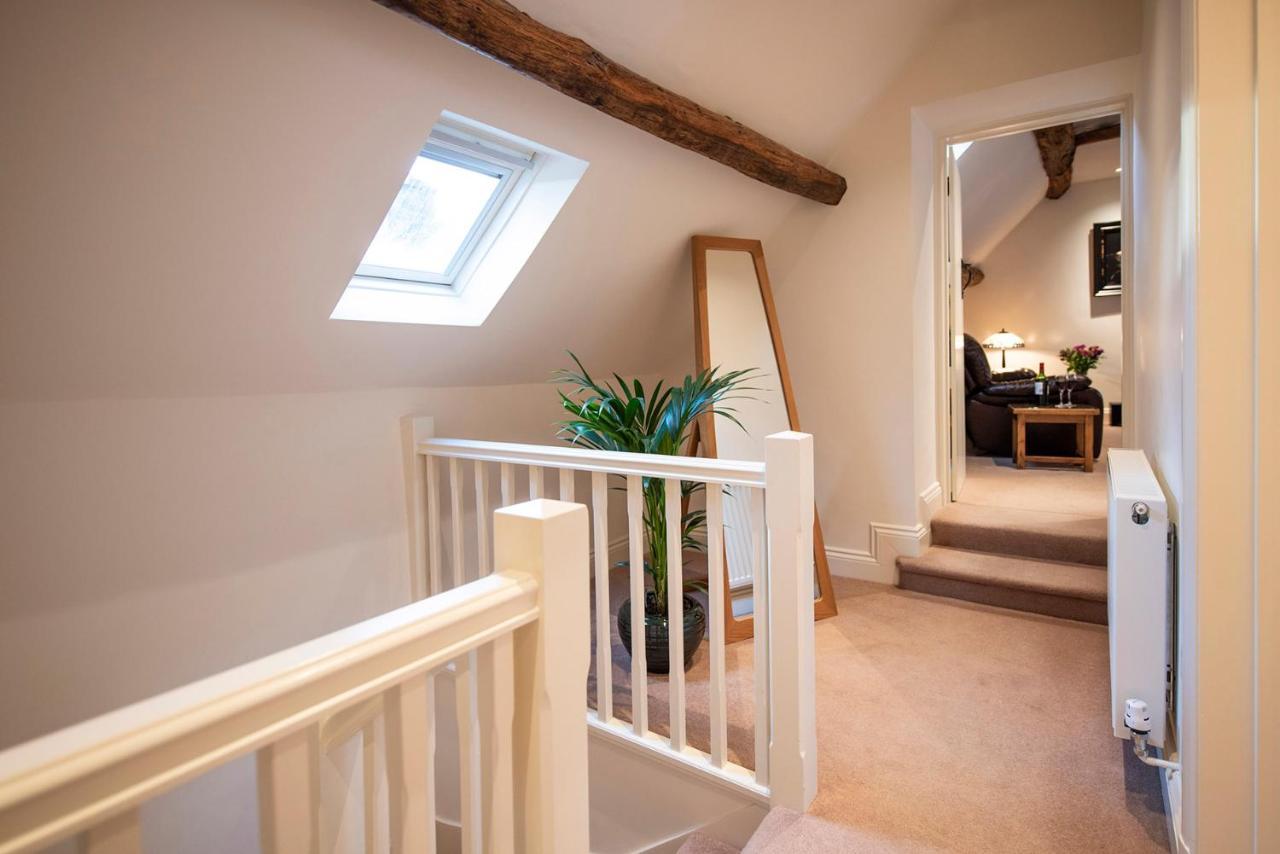 Neroli River View Apartment Bourton-on-the-Water Екстериор снимка